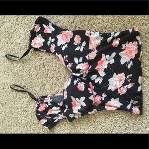 UO Pins & Needles black floral crop top XS